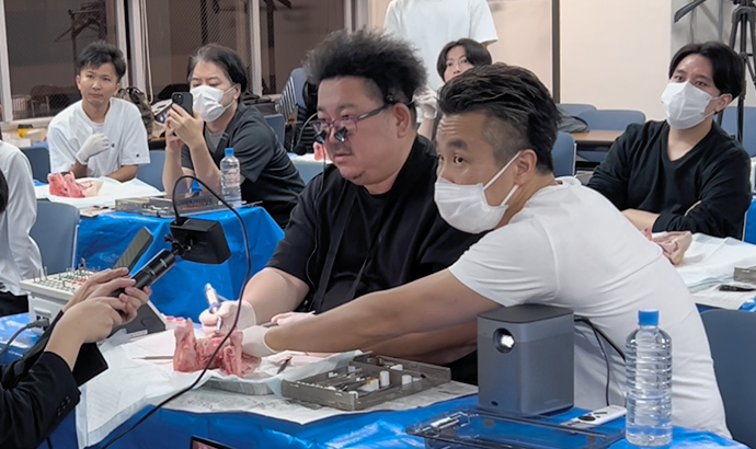 インプラントセミナー