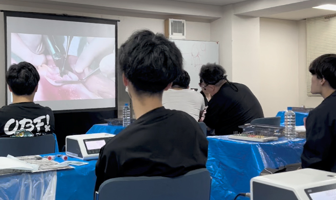 インプラントセミナー