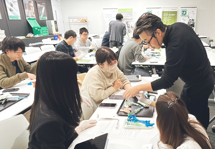 インプラントセミナー