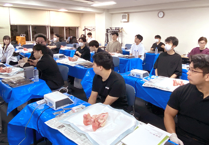 インプラントセミナー